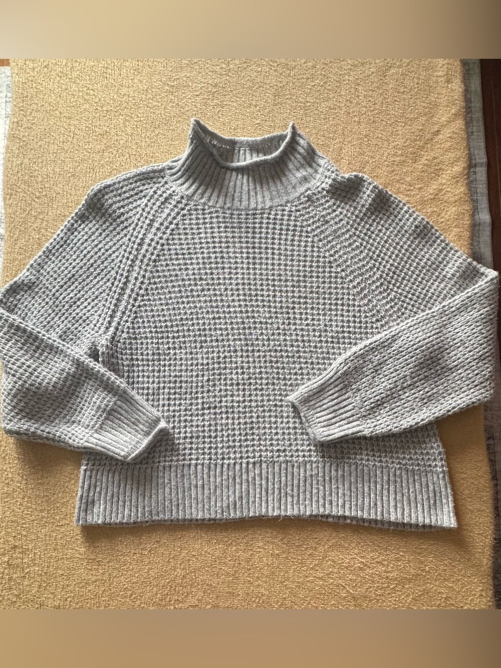 American Eagle Outfitters Light Gray Mock Neck Waffle Knit Sweater
